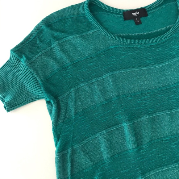 Mossimo Hi/Lo T-Shirt - Picture 7 of 9